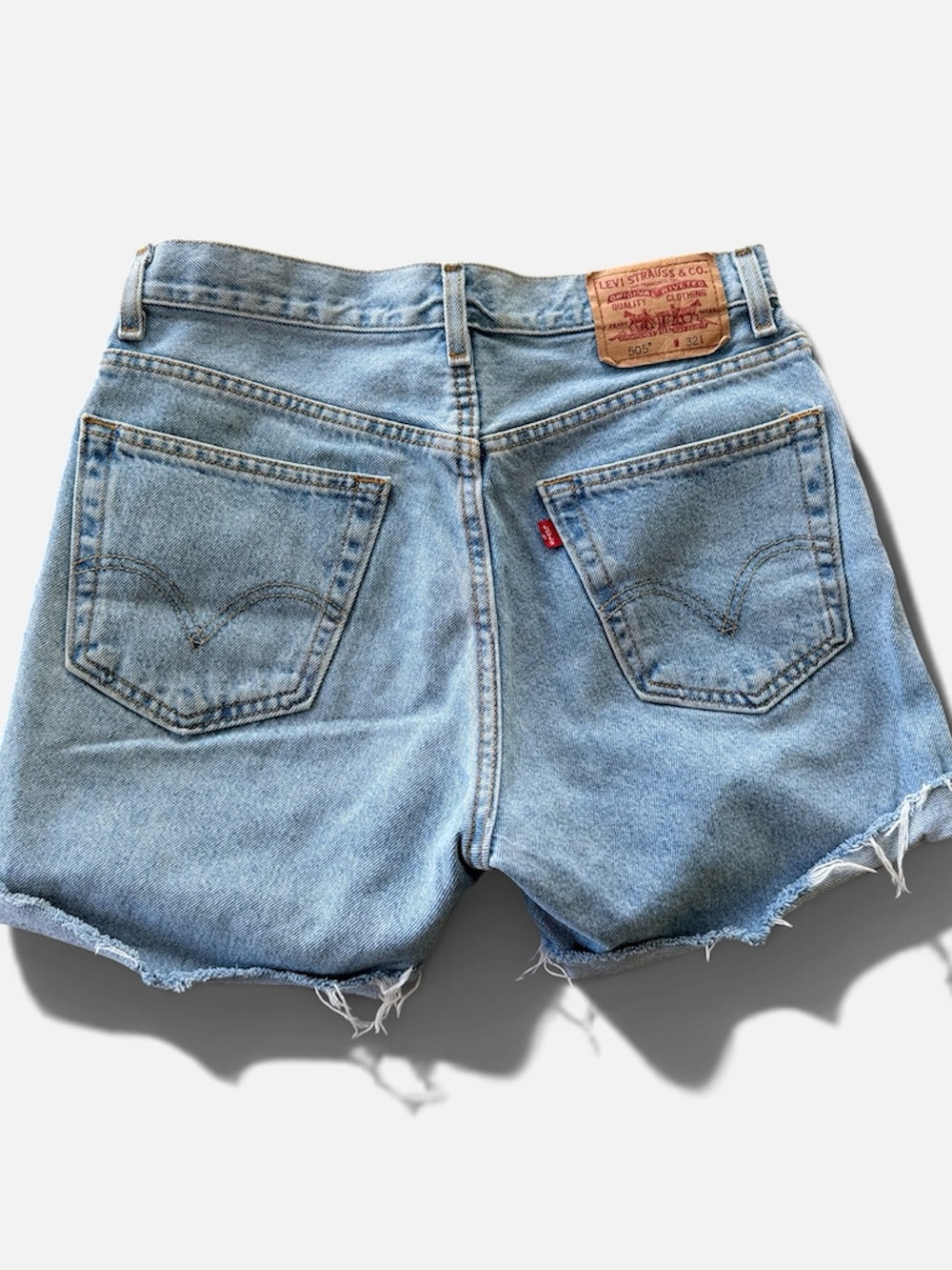 Vintage 90s 505 Levi's Light Blue Denim Jean Shorts Jorts Waist 32” Fits 4 6